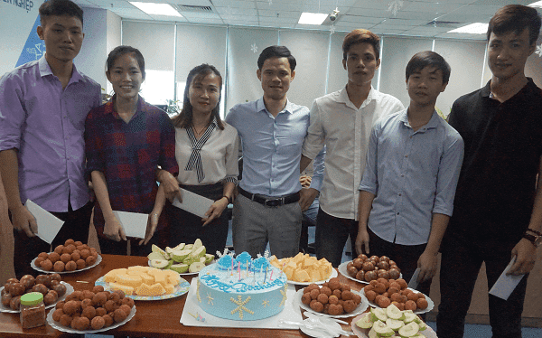 sinh nhat nhan vien itg thang6 - Rộn ràng tiếng cười trong bữa tiệc sinh nhật  team tháng 6 tại ITG