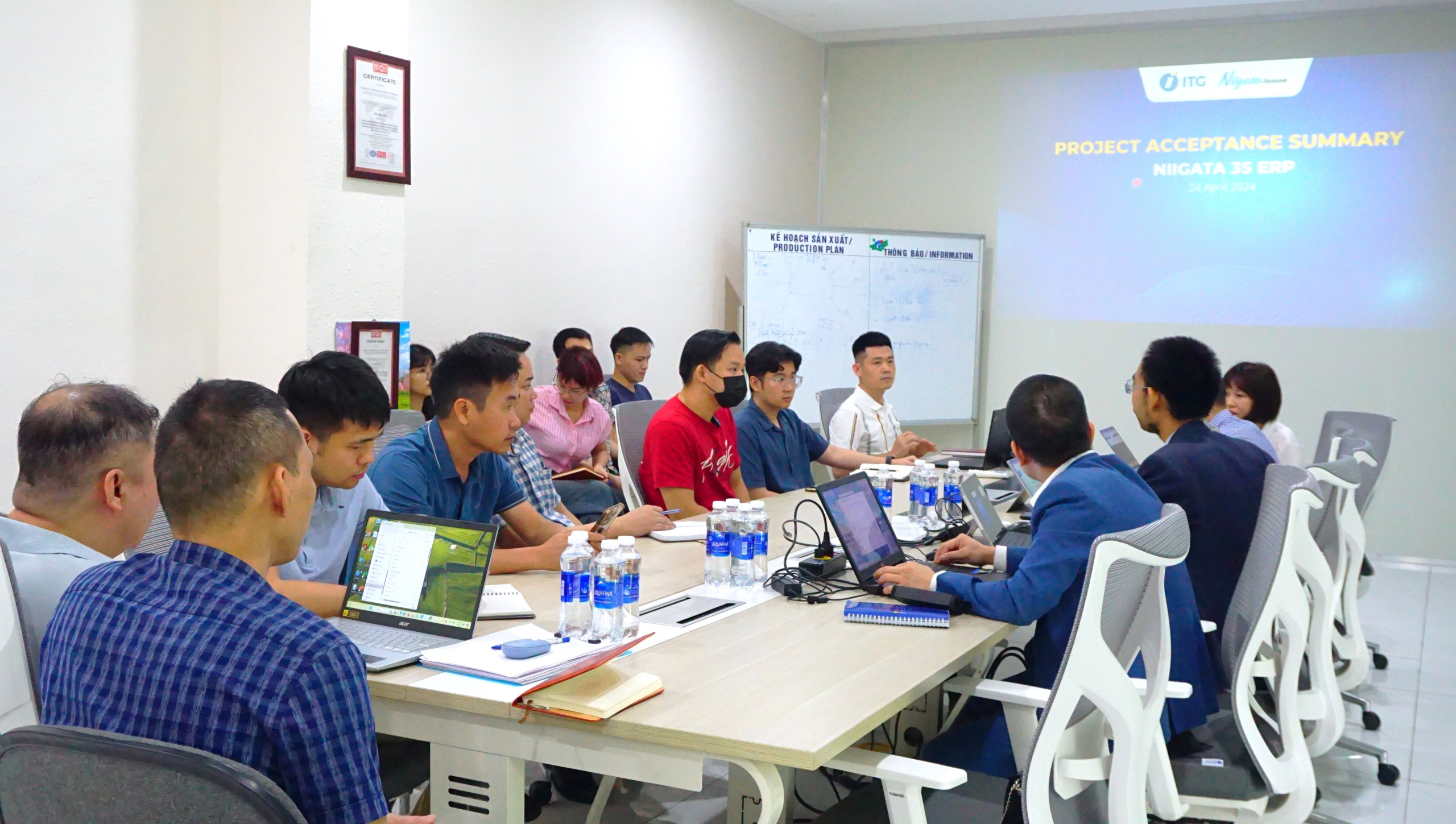 Buổi nghiệm thu dự án có sự tham dự của Ban lãnh đạo cùng các thành viên chủ chốt của NIIGATA Việt Nam