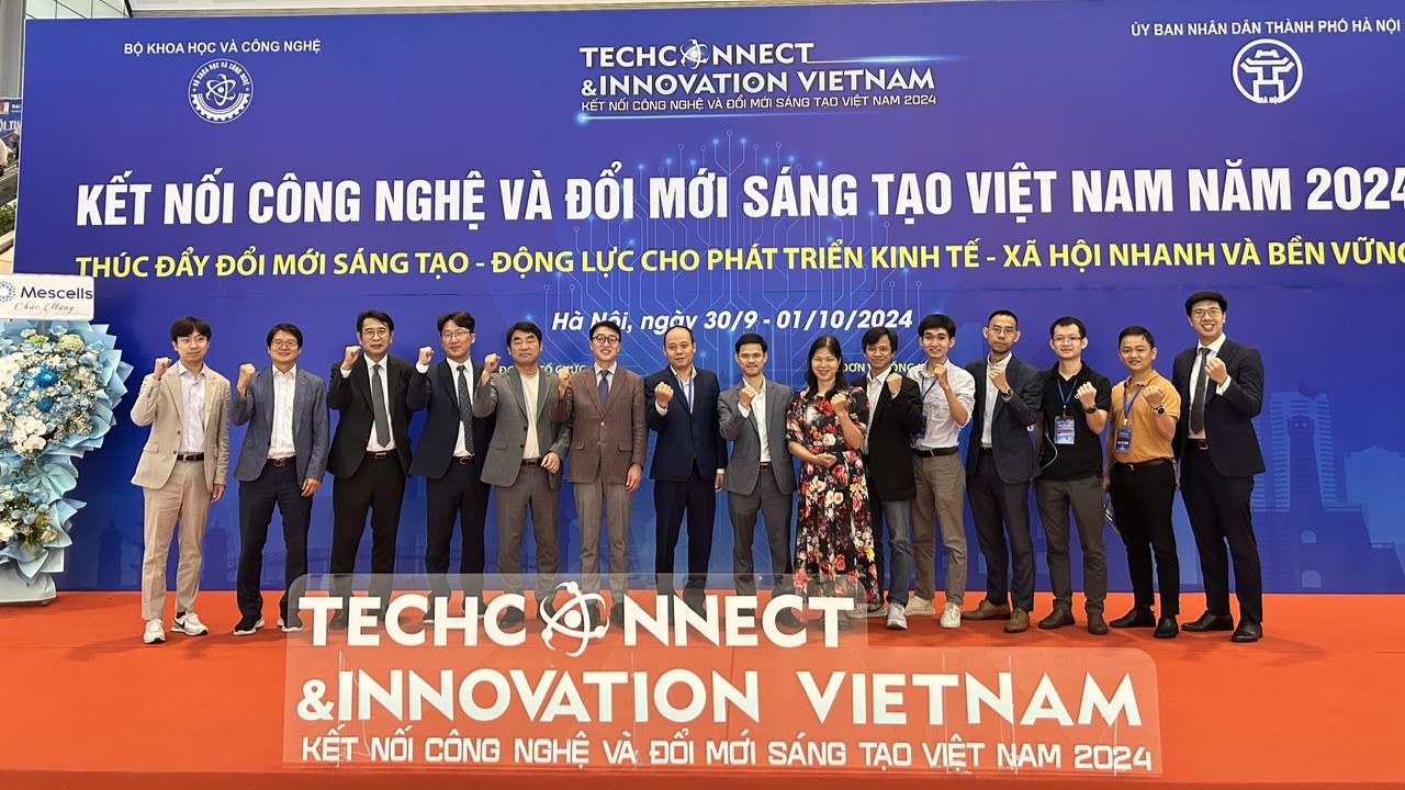 Đại diện ITG cùng các đại biểu Hàn Quốc - Việt Nam chụp ảnh lưu niệm