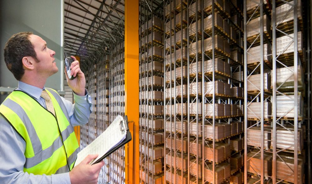 Hệ thống lưu trữ và truy xuất tự động (AS/RS)