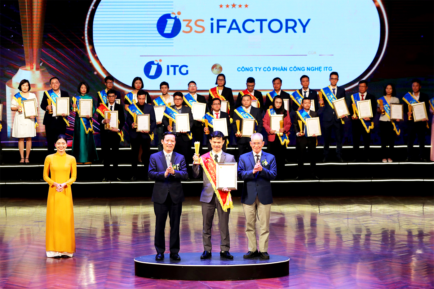 3S iFACTORY vinh dự đoạt giải Sao Khuê 2023 - Xếp hạng 5 Sao