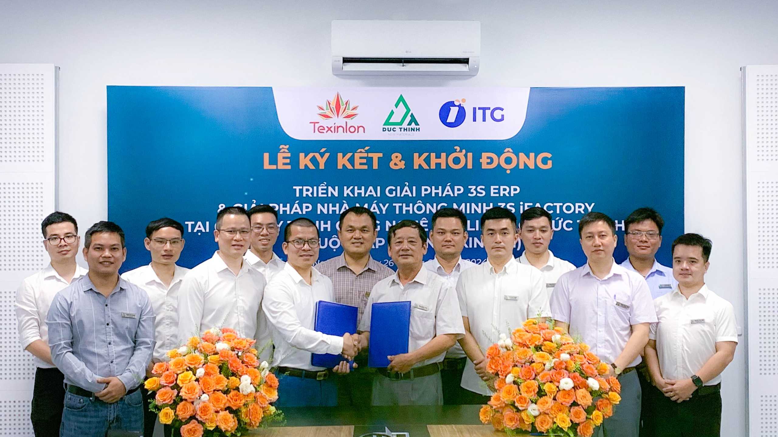 Đại diện thành viên 2 đội dự án Đức Thịnh & ITG