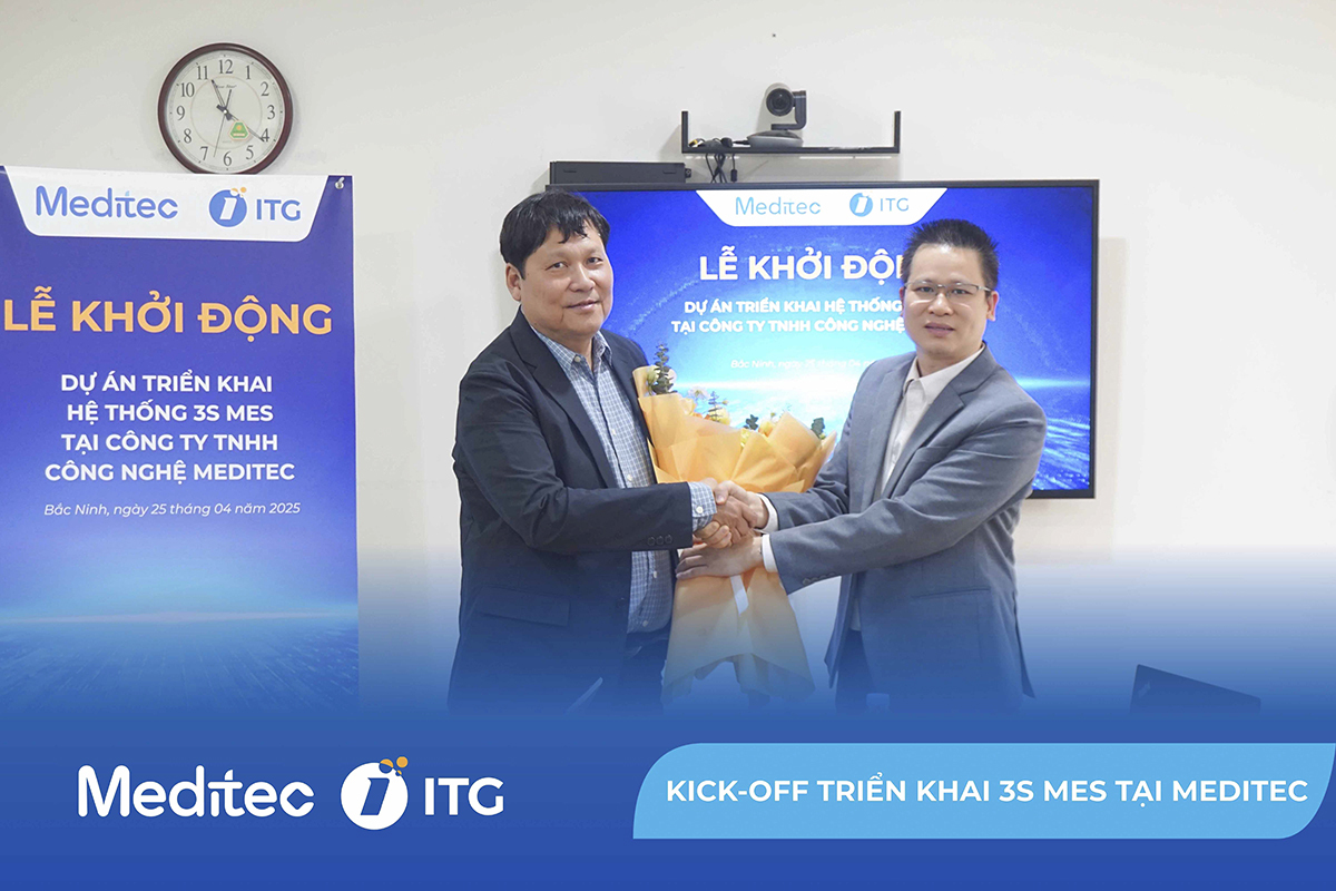 Khởi động dự án triển khai hệ thống 3S MES cho Meditec - Thành viên của Tập đoàn sản xuất thiết bị y tế lâu đời nhất Việt Nam 3 Meditec - ITG trao hoa kỷ niệm trong lễ kick-off 3S MES
