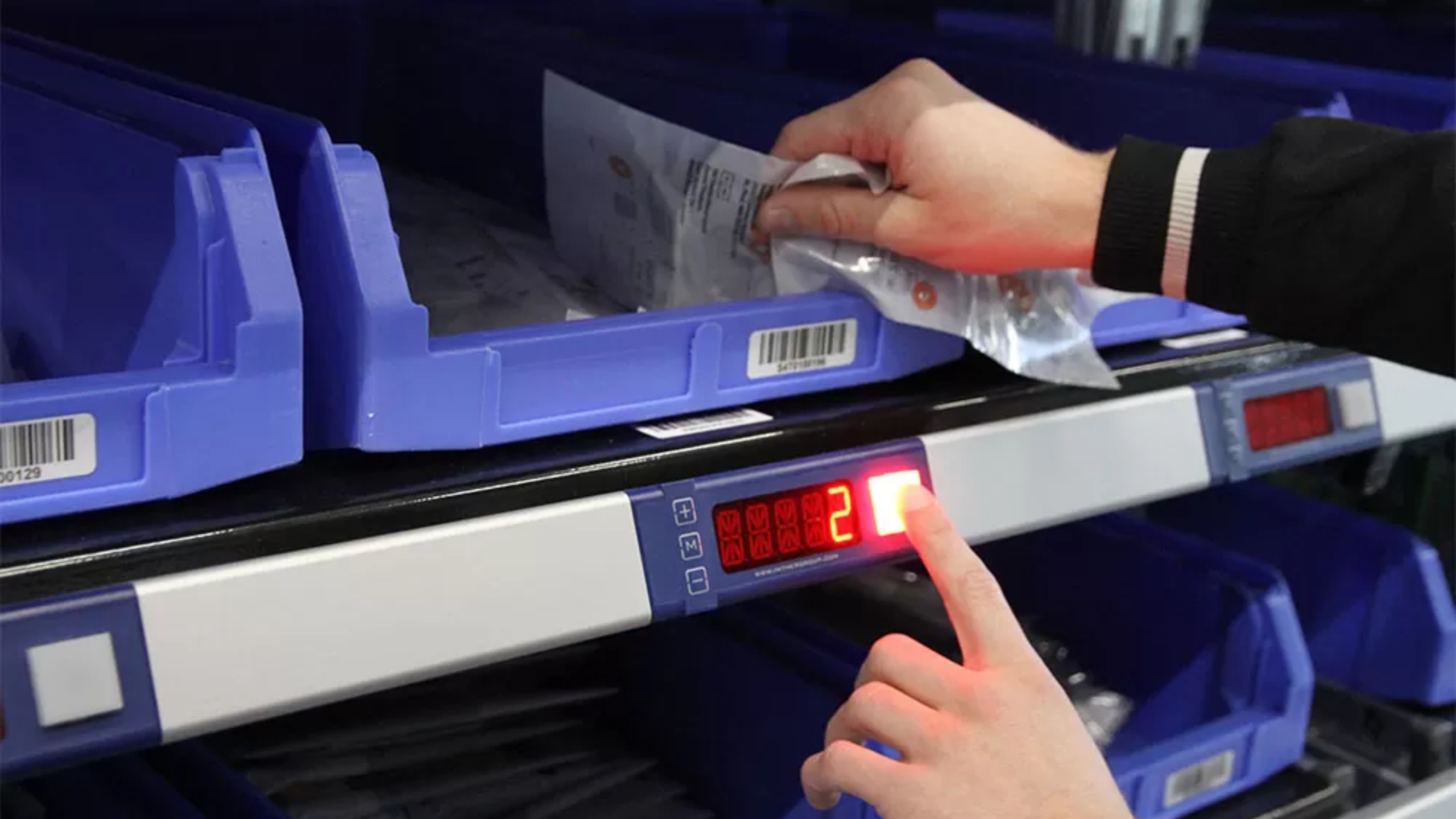 Quản lý kho bằng Pick to Light