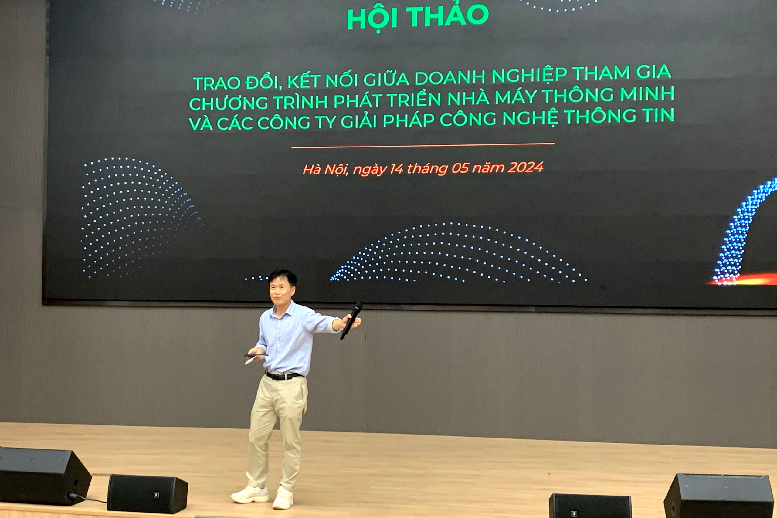 Chuyên gia cố vấn của Samsung chia sẻ về tầm quan trọng của hệ thống điều hành sản xuất