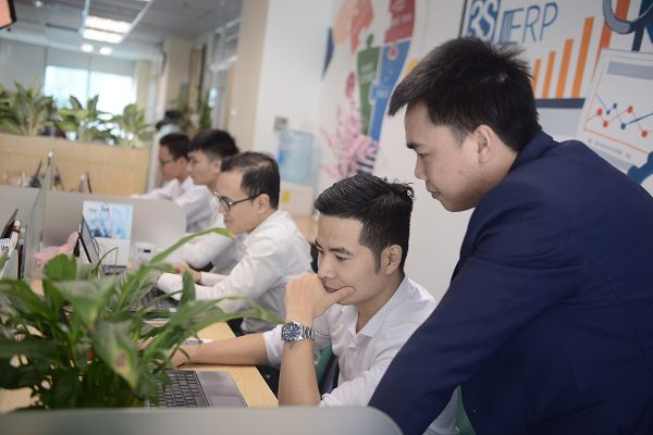 TUYEN DUNG CHUYEN VIEN PHAN TICH NGHIEP VU BA