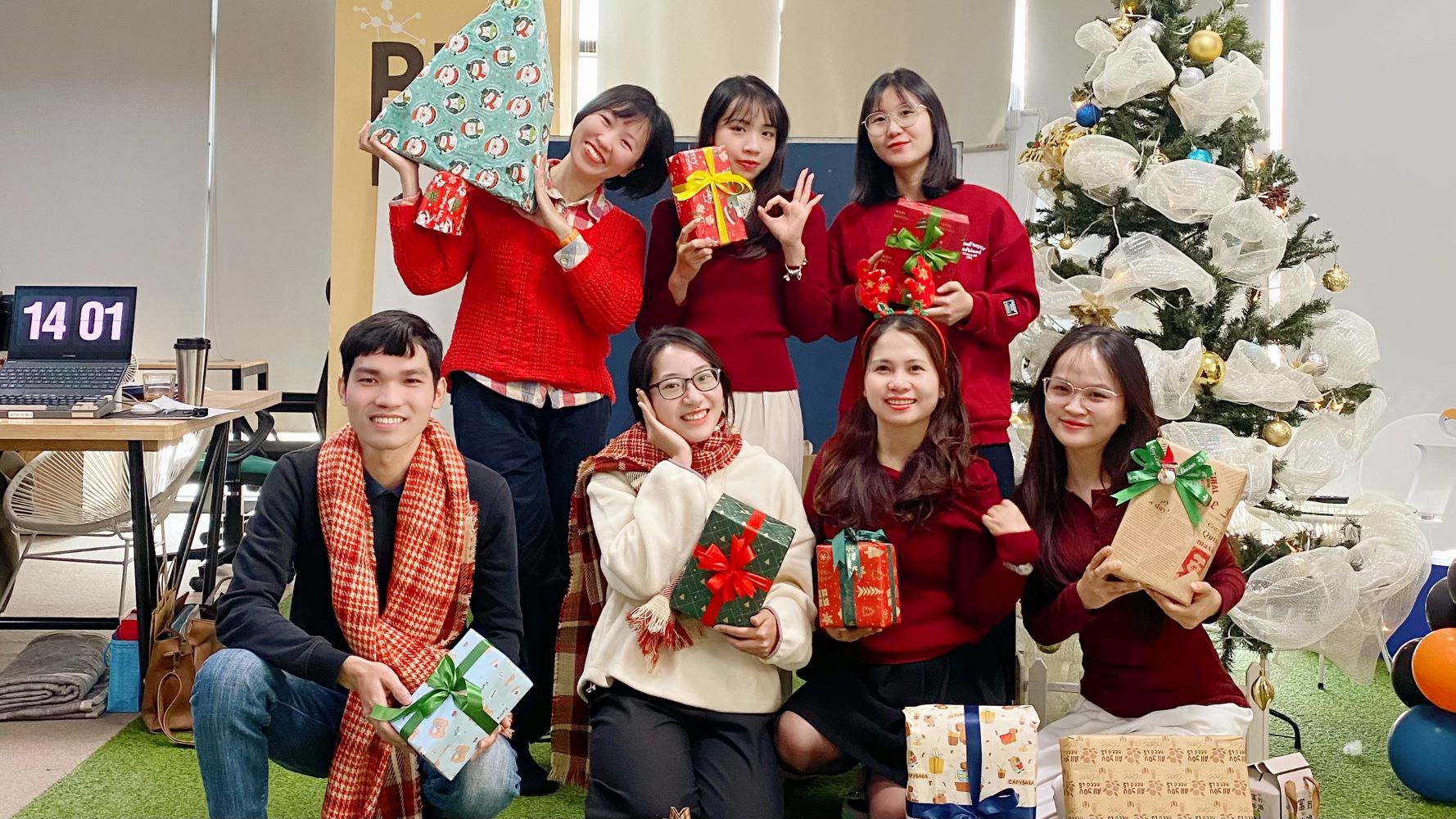 Giáng Sinh rực rỡ, Happy hour vui hết cỡ tại nhà ITG