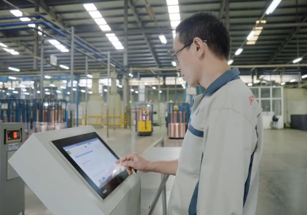 day va cap dien ngoc khanh 1