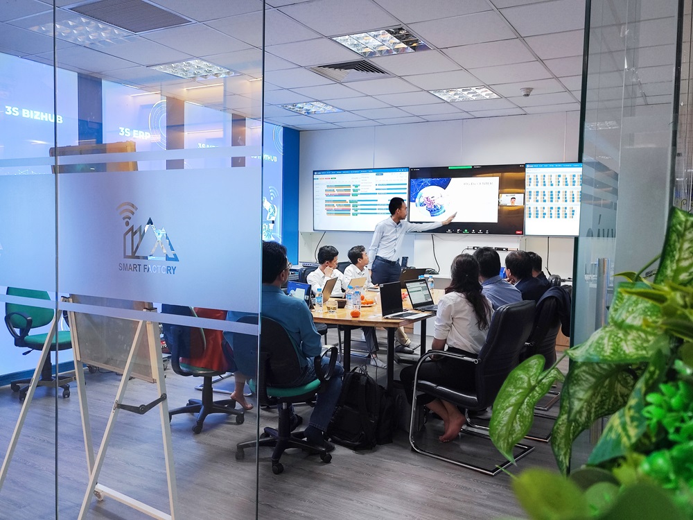 Hướng dẫn sử dụng hệ thống MES đầy đủ, chi tiết 5 Tổ chức các buổi đào tạo nhân viên sử dụng hệ thống là điều cần thiết khi triển khai MES