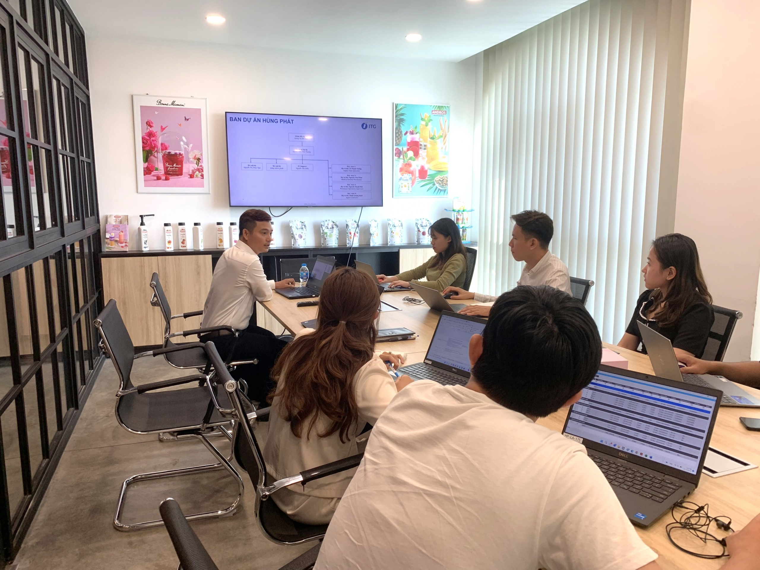 Hai đơn vị đã cùng nhau trao đổi và thống nhất về cách thức triển khai dự án