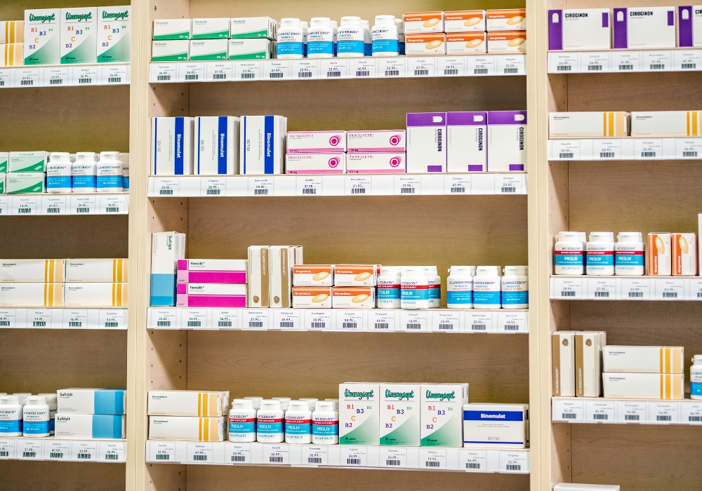 Phần mềm quản lý kho dược: Giải pháp tối ưu hóa kho hàng cho doanh nghiệp dược 5 Doanh nghiệp dược gặp nhiều khó khăn khi quản lý kho đảm bảo tuân thủ quy định và tiêu chuẩn của ngành