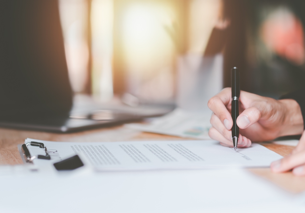 Khi soạn tài liệu mô tả yêu cầu người dùng cần đảm bảo thông tin chính xác, nội dung dễ hiểu