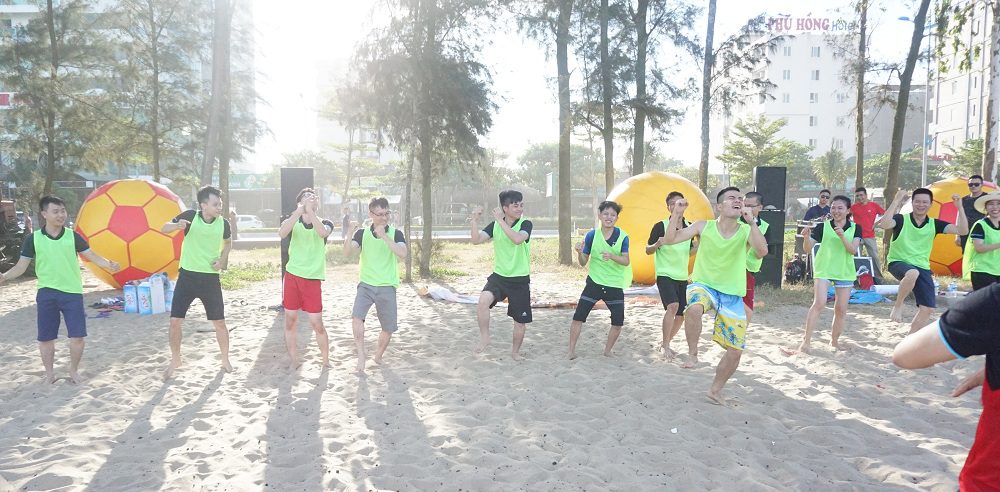 Sầm sơn " rực lửa" với Teambuilding mừng sinh nhật tuổi 13 của ITG 7 teambuilding 2019 itgvietnam anh 1