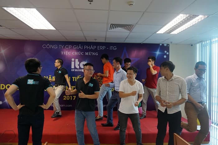 tiec mung itg lot top 50 doanh nghiep cntt hang dau viet nam 7