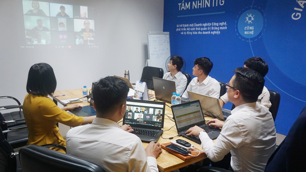 triển khai giải pháp nhà máy thông minh