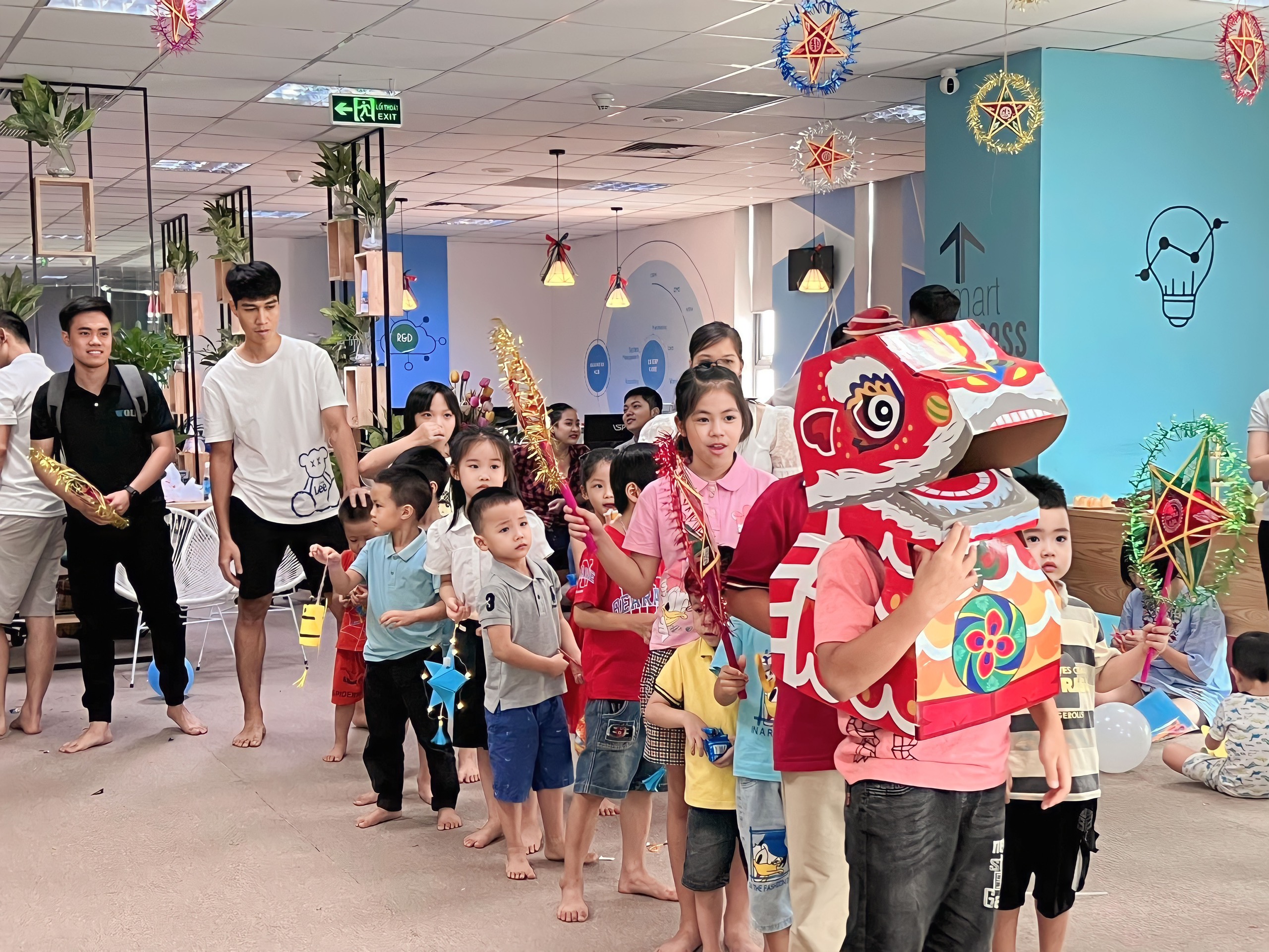 TRUNG THU ĐÁNG YÊU TẠI ITG 7 z4724292355882 1540da91f657e4e31bbb13f8b4501e42