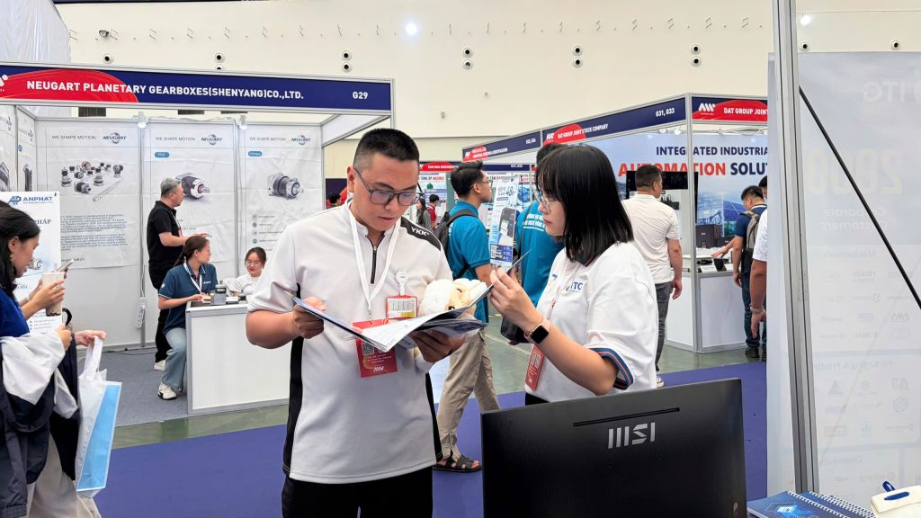 ITG Technology trực tiếp trao đổi cùng khách hàng ngay tại Booth R16 - Hall 1