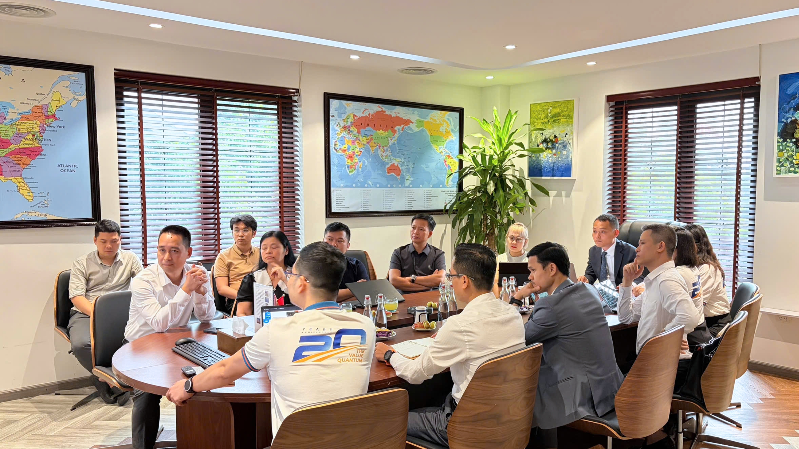 Toàn cảnh buổi họp nghiệm thu giai đoạn 1 và khởi động giai đoạn 2 với sự tham gia của đại diện Pha Lê Group và ITG Technology 